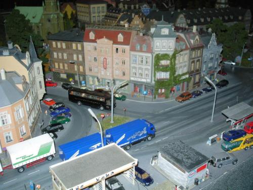 KIF 4046